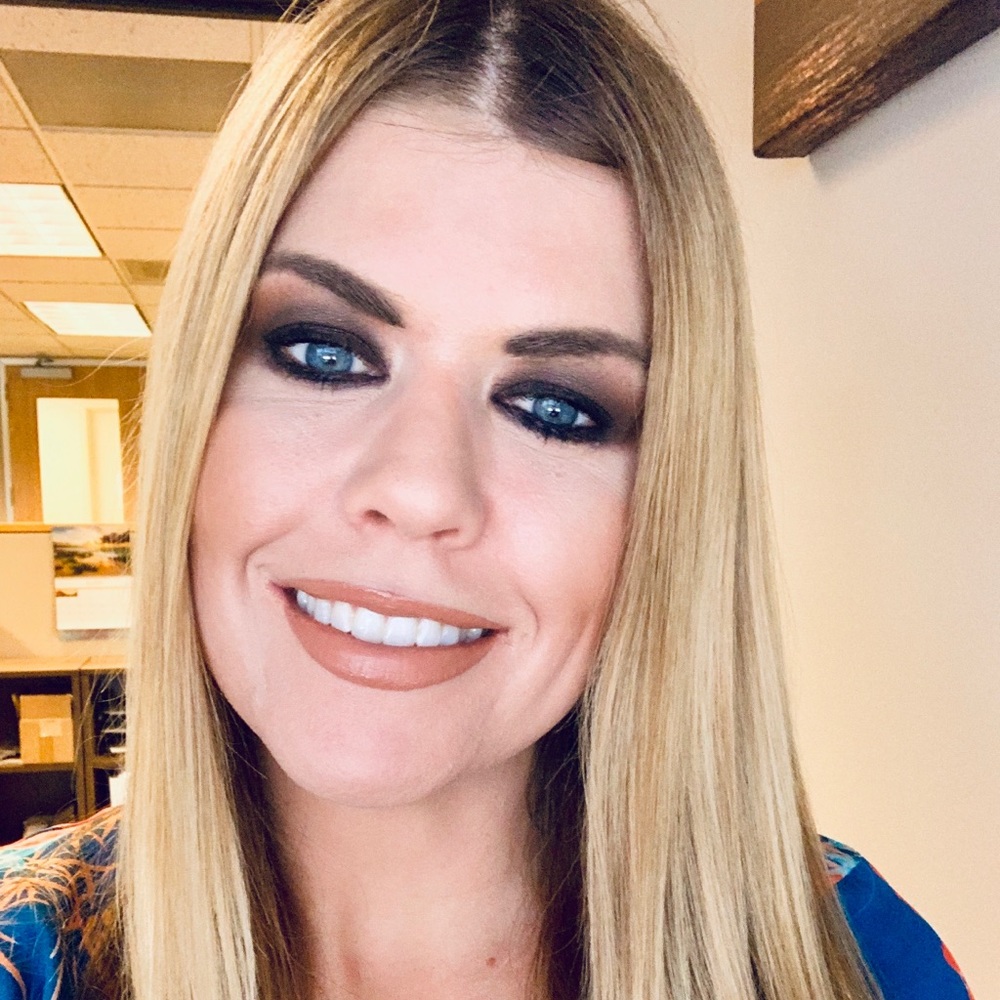 Meet your Posher, Deborah